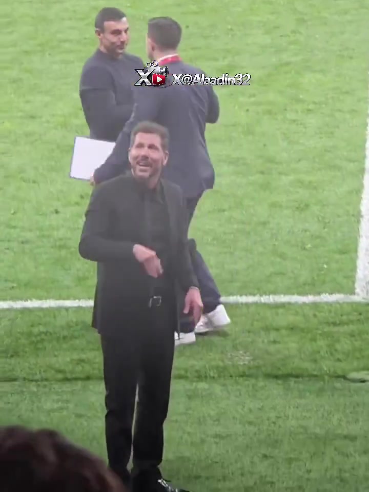 西蒙尼告诉看台巴萨球