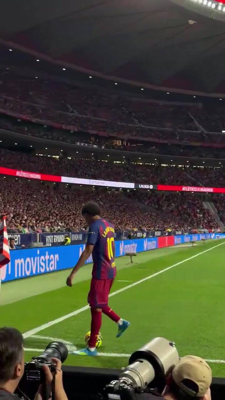 马竞球迷辱骂亚马尔你这个混蛋长得真丑