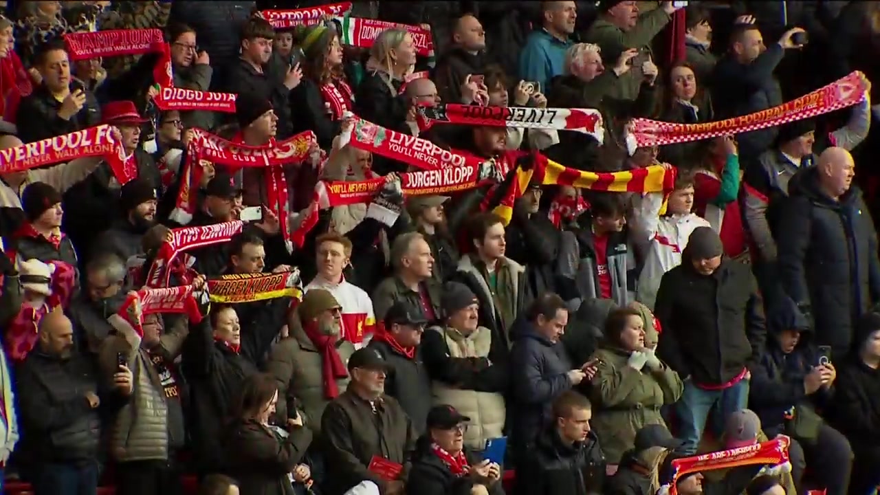 这一刻属于利物浦YNWA响起渣叔动容