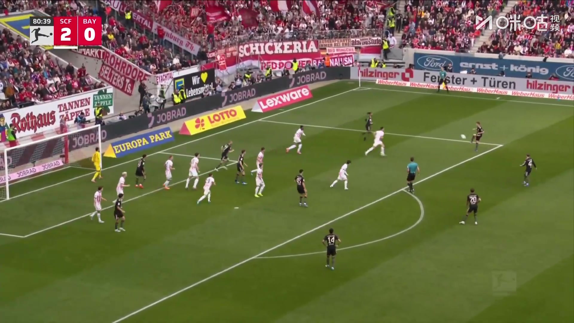 拜仁扳回一城比朔夫禁区外晃过防守低射破门