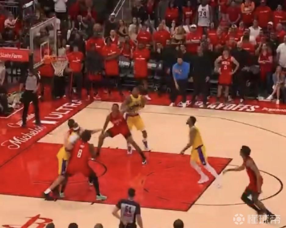 火湖G3裁判报告：漏吹斯马特三罚最后一罚提前进线&詹姆斯踩线