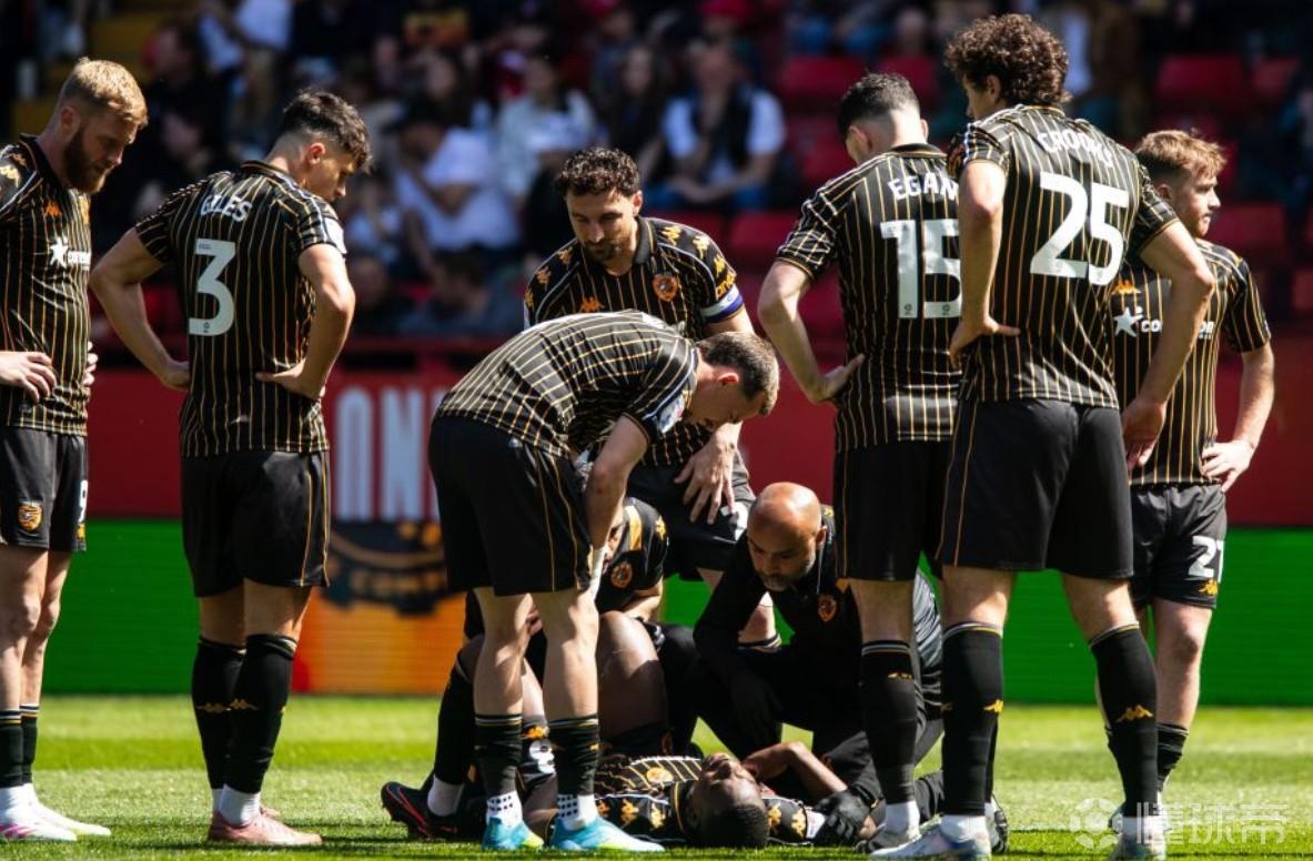 赫尔城球员马塔佐时隔424天从ACL恢复，复出10分钟又撕裂了